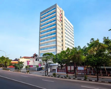 favehotel Manahan - Solo Hotels in Laweyan