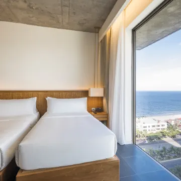 Chicland Danang Beach Hotel