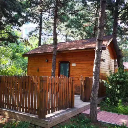 Sanhe Yijingyuan Homestay