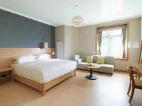 Lushan Heyuan Villa（Meilu Villa Branch） Hotels near Wulao Peak of Lushan