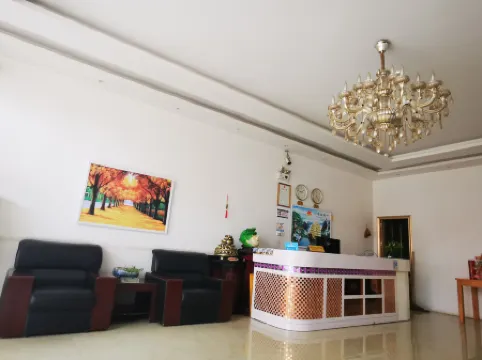 Fengqiu Aixin Hotel Отели в г. Фэнцю