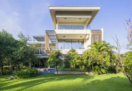 Blue Ocean Footprint · Footmark Swimming Pool Villa (Sanya Bay Coconut Dream Corridor) Отели рядом с достопримечательностью «Tianyazhen»