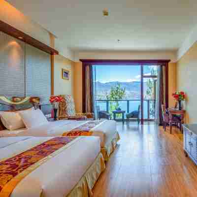 瀘沽湖銀湖島大飯店 Rooms