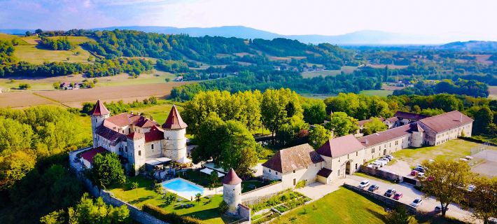 Château Chapeau Cornu Hotele w: Isere