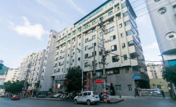 Shangke Youpin Hotel (Bazhong Jiangnan Tongfo Road) - Housity