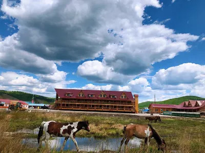 Mikuolu Manor Hotels near The Moerdaoga National Forest Park
