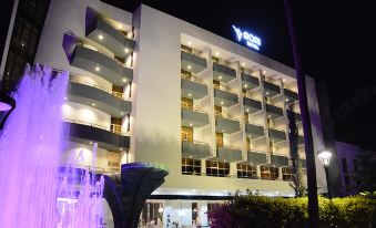 Rori Hotel - Housity