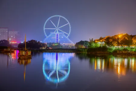 Floral Hotel·Liaocheng Banrixian Hotel(Shuishang Ancient City Dongchanghu Branch) Отели рядом с достопримечательностью «Liaocheng Gymnasium»