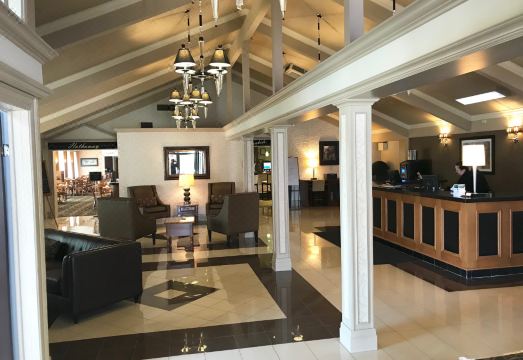 퀄리티 인 수영장