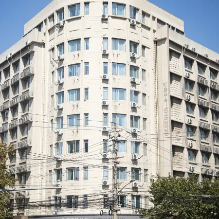 Homeinn Selected Hotel (Qingdao Railway Station Zhanqiao Zhongshan Road) Отели рядом с достопримечательностью «Вокзал Циндао»