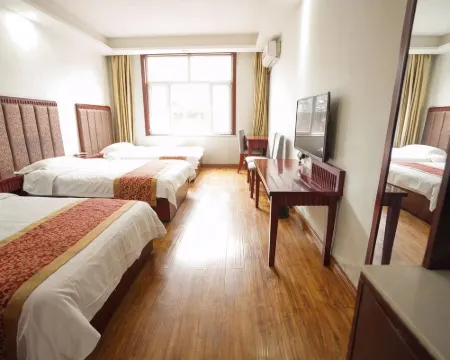 Baodi Hotel, Luxian County Hotels in Jiang County