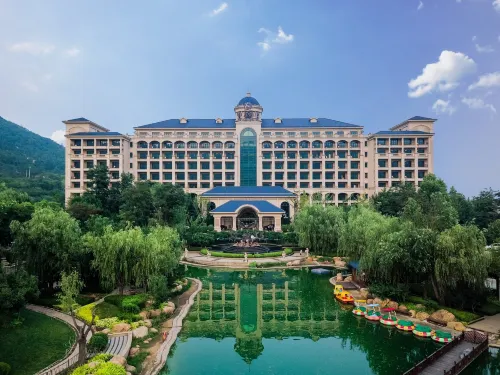 Evergrande  Hotel Tianjin - con vista montagne