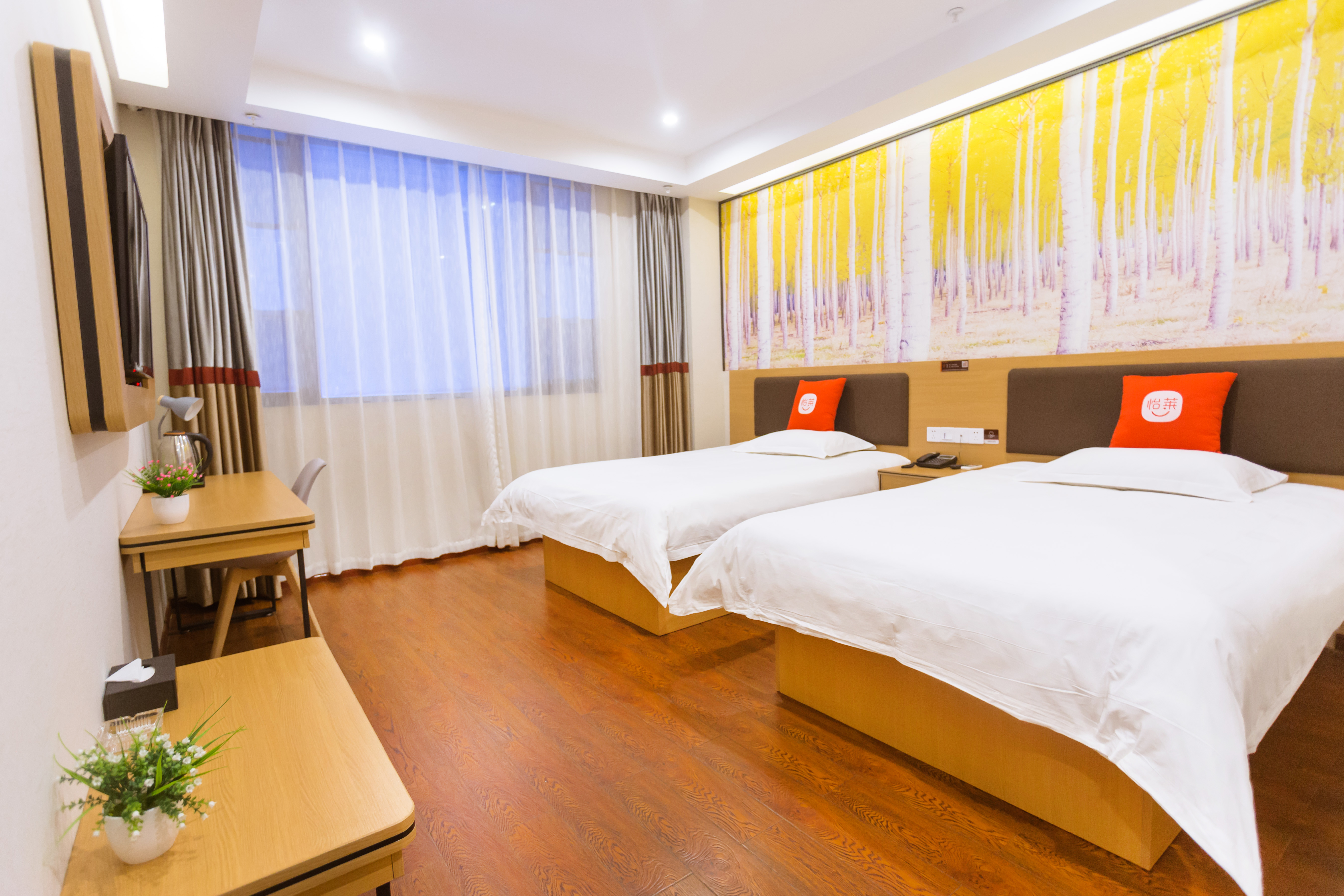 elanboutiquehotelnanchanghonggubeachferriswheelsquareshop