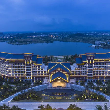 Sky Island Lake Resorts & Hotels
