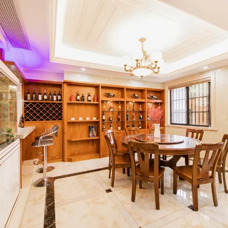 Chenyi Inn