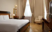 Хилтон Москва Ленинградская Отели в г. Красносельский район