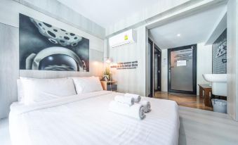 Sleep Walker Poshtel