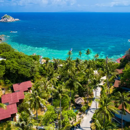 Coral View Resort Отели рядом с достопримечательностью «Пляж Сай Дэнг»