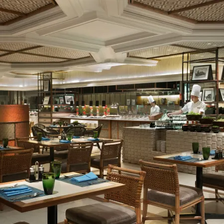 Shangri-La Mactan, Cebu