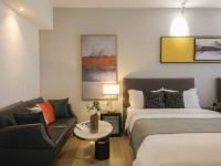美的鹭湖豪富高尔夫国际公寓 - 舒适园景双床房