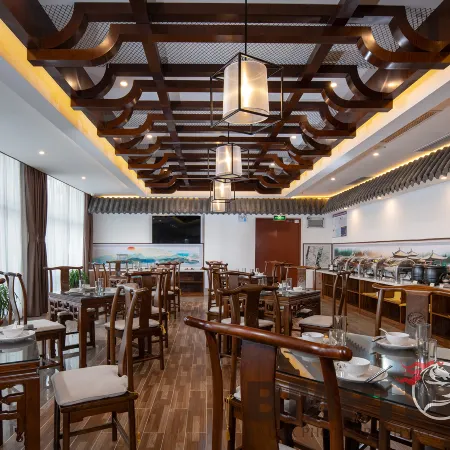 Yangzhou Slender West Lake Dongguan Street Yunhe No.1 Resort Hotel