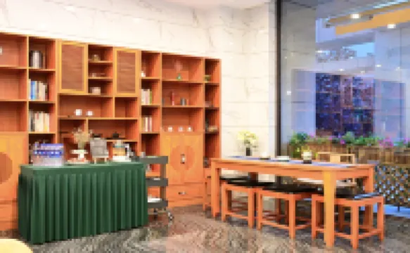 Yayi Serviced Apartment (Changchun Haikou Road Subway Station China-Japan Friendship Hospital)