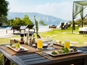 Dwarika's Resort - Dhulikhel Wellbeing Escape in the Himalayas