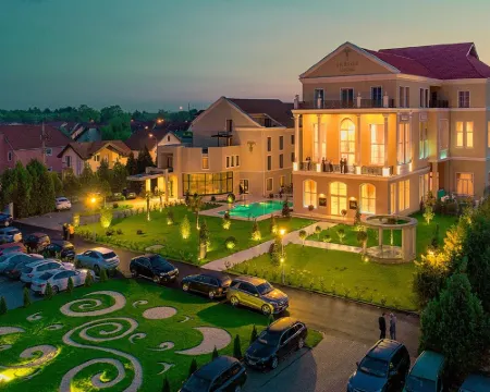Tresor Le Palais Timisoara, Curio Collection by Hilton Hotels in Timisoara