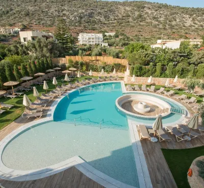 Cactus Royal Spa & Resort