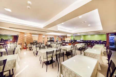 Green World Linsen Отели рядом с достопримечательностью «Wai Shuang Xi Ding Mountain»