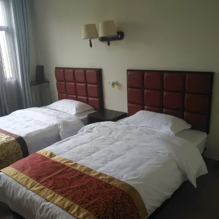 Yunding Xiang Tea Garden Resort Hotel