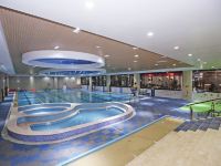 威海铂丽斯国际大酒店 - 室内游泳池