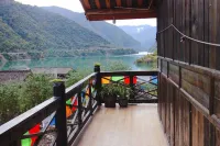 Ameijia Tibetan Farmhouse 바이마왕랑 국립급 자연경관지구 주변 호텔