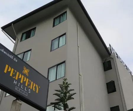 Peppery Hills Hotel Отели рядом с достопримечательностью «Пинг»