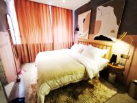 LIA力亚酒店(罗湖口岸国贸店) - 精致一室大床房