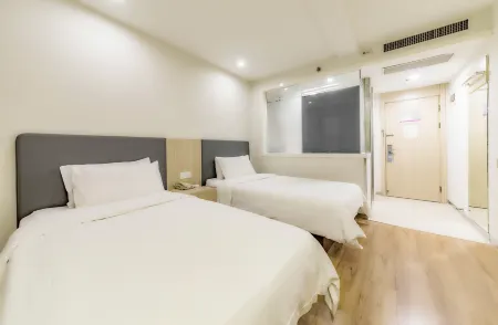 HanTing Hotel (Shanghai Hongkou Football Stadium Subway Station) Отели рядом с достопримечательностью «Shanghai Institute for Youth Administration»