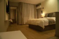 City 118 · selected hotel (Jurong Xianlin Lake Forest Park store)