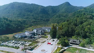 13th Red Army Education Base Hotel Hotels in Yongjia County