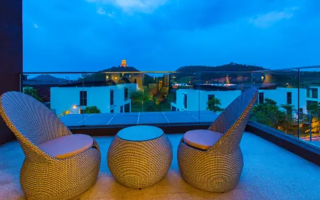 Qushu Holiday Villa (Taishan Yihe Hot Spring City) Отели в г. Тайшань