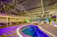 Golden Apple Hot Spring Hotel - Pemandian Air Panas