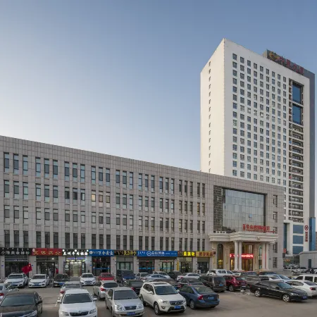 Vienna International Hotel (Chifeng Railway Station)