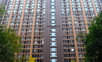 Xunzhu Apartment Hotel