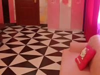 密山盛和商务酒店 - Hello Kitty主题房