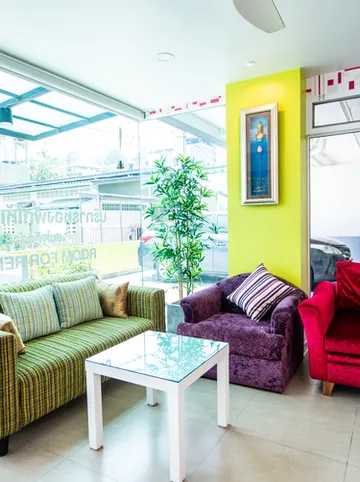 รูปภาพของชายน์ เพลส