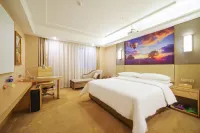 Vienna Hotel (Yiyang Heshan Xiufeng Park)