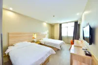 A Home Chain Hotel (Jinjiang Airport Huzhong)
