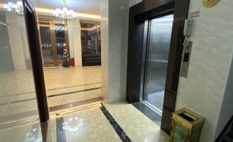 Silver Lake Business Apartment (Zhanjiang Huguangyan Branch)