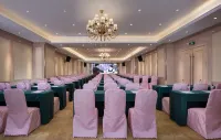 Vienna International Hotel (Shaoyang Dahan Pedestrian Street)