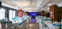 Kaibin International Hotel فنادق في شينينغ