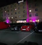 Premier Inn Stevenage Central - parking
